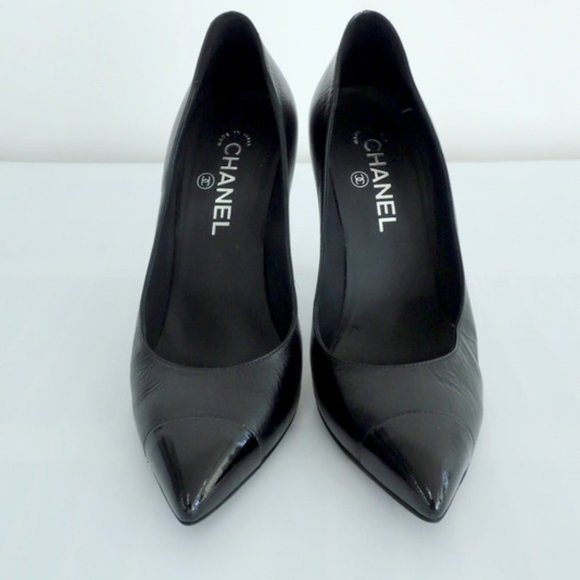 Chanel Cap Toe Pumps Black Leather & Patent - Picture 3 of 8